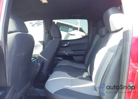 2021 Toyota Tacoma Double Cab/Sr/Sr5/Trd Sport/Trd Off Road/Trd Pro z USA, uszkodzony, nr VIN 5TFCZ5AN0MX262902